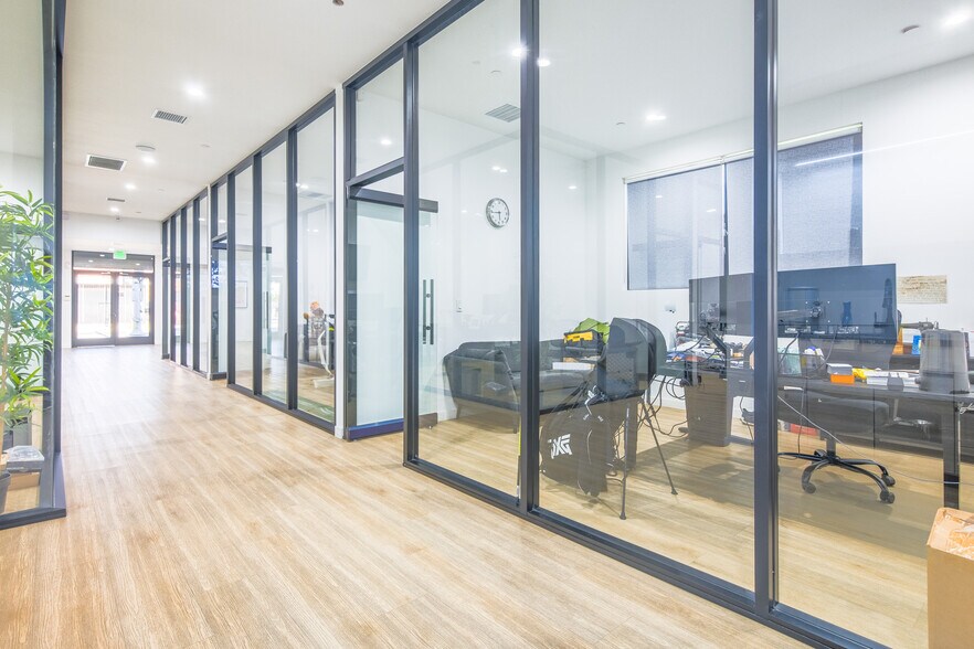 More Photos Of 2300 S Broadway, Los Angeles Manufacturing For Sale