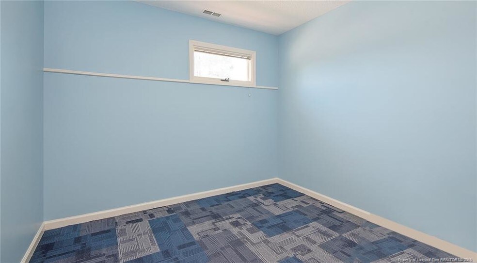 More Photos Of 1207 Walter Reed Rd, Fayetteville Medical For Lease