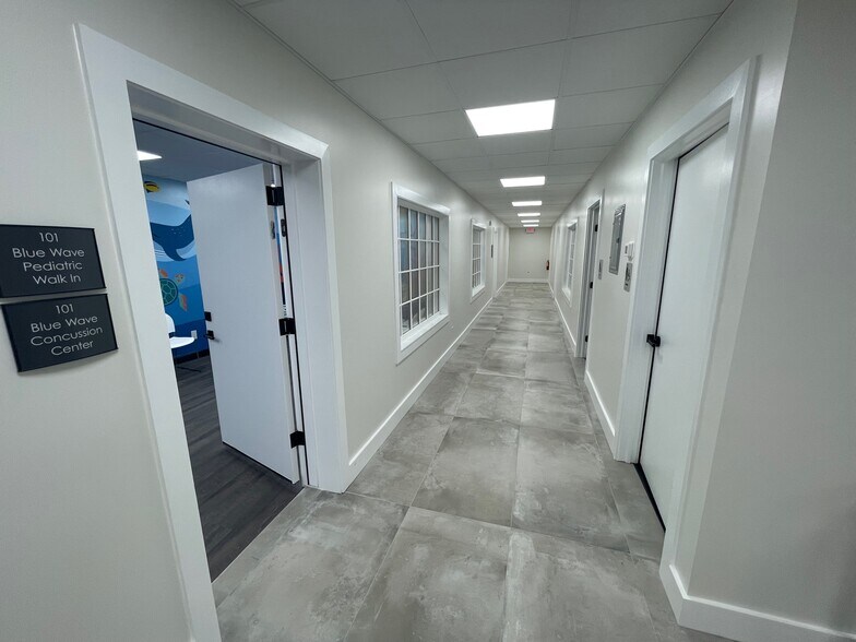 More Photos Of 1822 Drew St, Clearwater Office For Lease