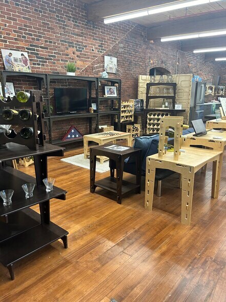 More Photos Of 12 Dundee Park Dr, Andover Office For Sale