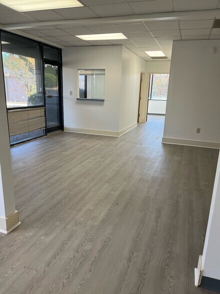 More Photos Of 5161 Brook Hollow Pky, Norcross Unknown For Lease