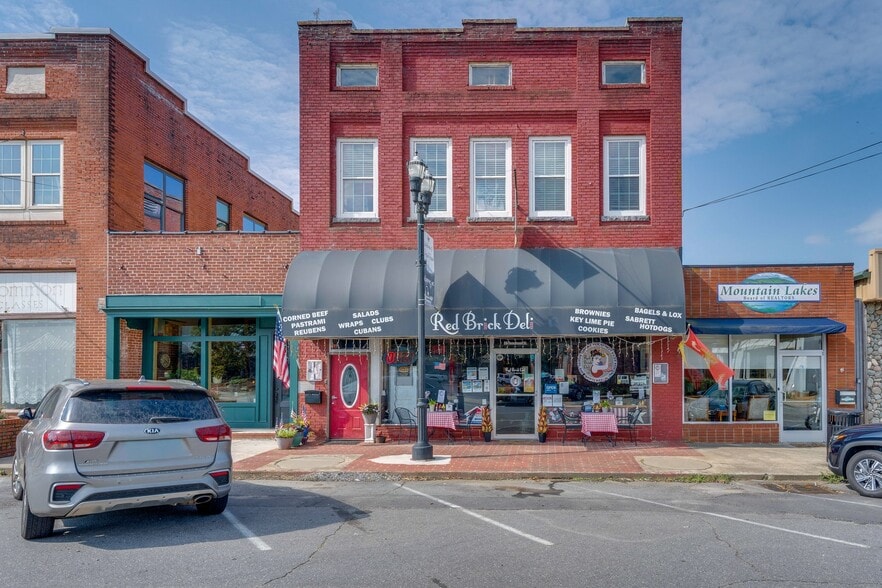 Primary Photo Of 87 Tennessee St, Murphy Storefront Retail Residential For Sale