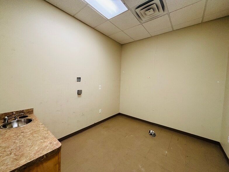 More Photos Of 7601 W Sam Houston S, Houston Storefront For Sale