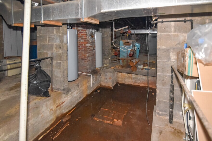 More Photos Of 104 Maple Ave, Chestertown Apartments For Sale