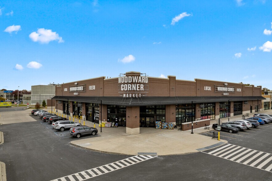 More Photos Of Woodward Ave, Royal Oak Unknown For Lease
