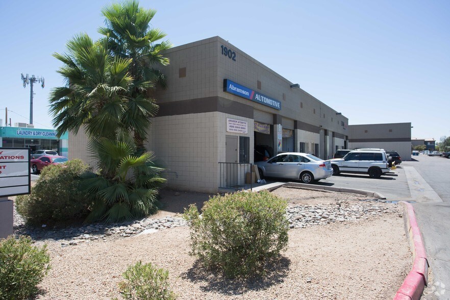 More Photos Of 1902 N Country Club Dr, Mesa Service For Lease
