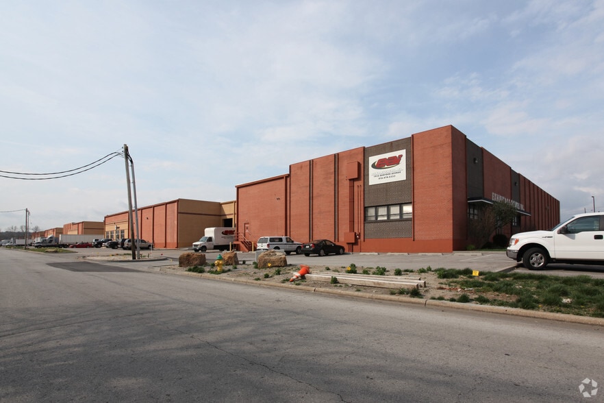 Primary Photo Of 1925 Bedford Rd, North Kansas City Manufacturing For Lease