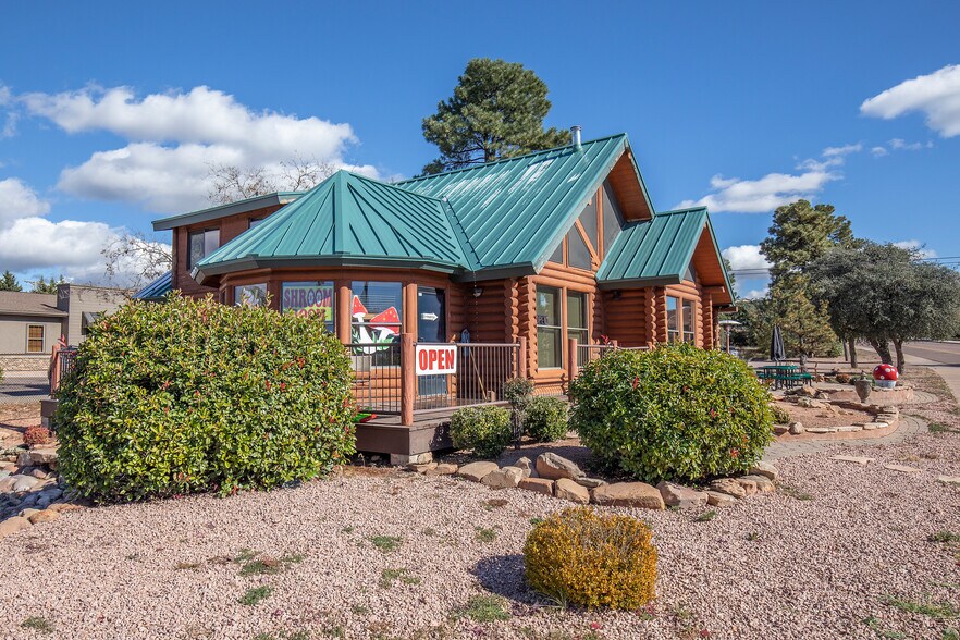 More Photos Of 102 E Main St, Payson General Retail For Sale