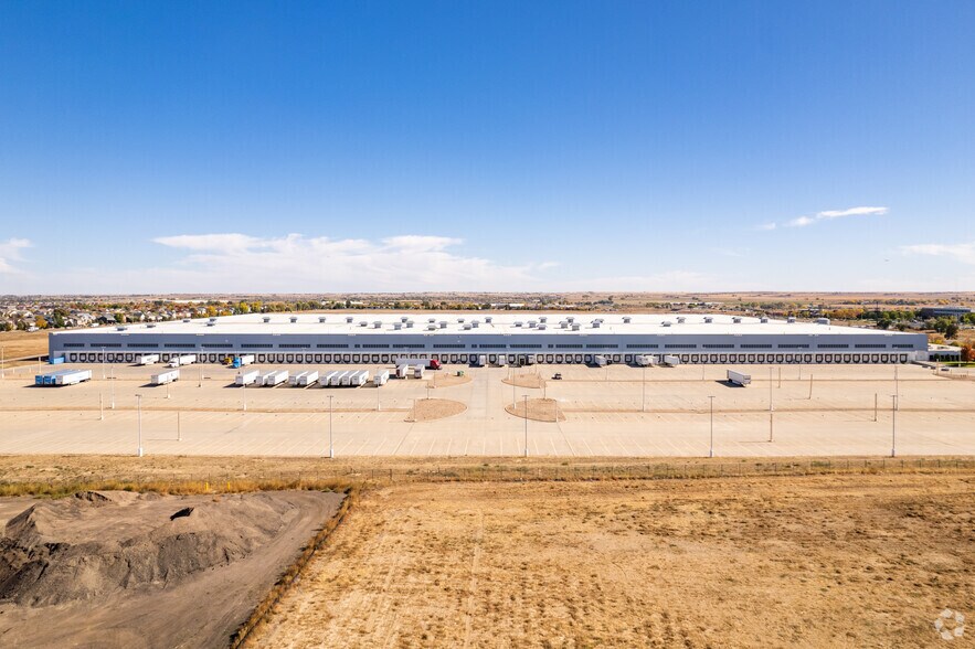 More Photos Of 18875 E Bromley Ln, Brighton Warehouse For Lease