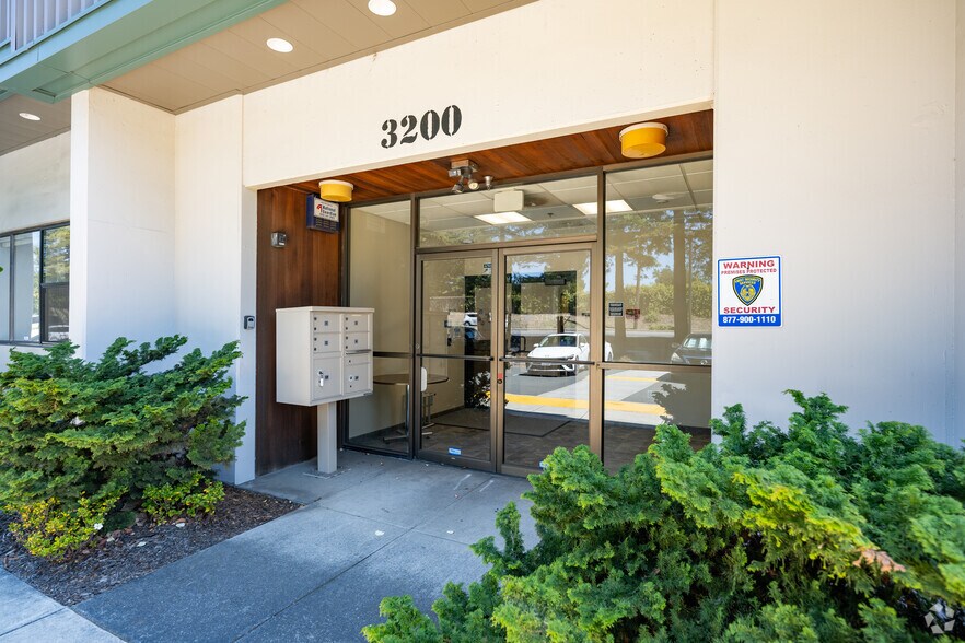 More Photos Of 3200 Lakeville Hwy, Petaluma Manufacturing For Lease