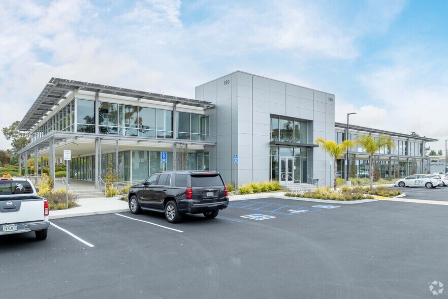 More Photos Of 130 Robin Hill Rd, Goleta Loft Creative Space For Lease