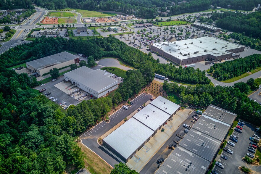 More Photos Of 5915 Steeplechase Blvd, Cumming Warehouse For Lease