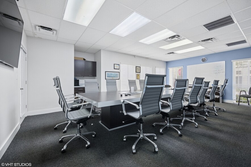 More Photos Of 10405 NW 37th Ter, Doral Warehouse For Sale