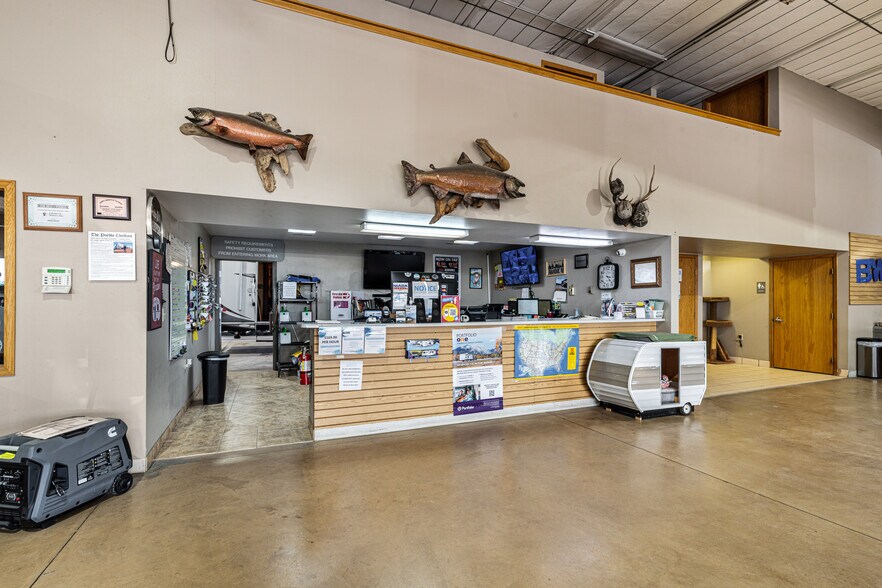 More Photos Of 701 E Spaulding Ave, Pueblo Auto Dealership For Sale