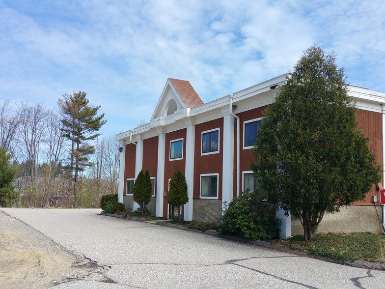 More Photos Of 3 Robinson Rd, Bow Light Distribution For Lease