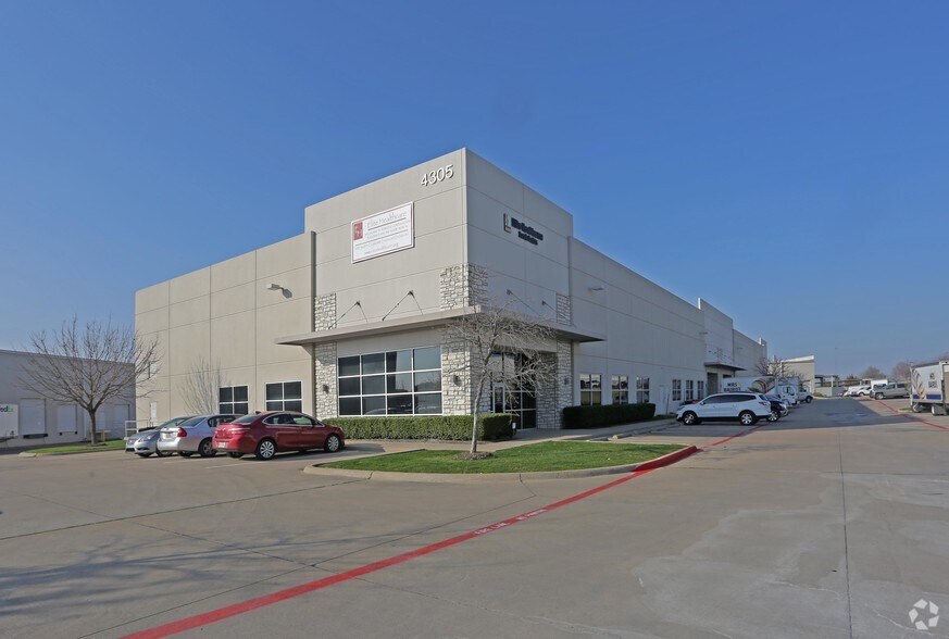 Primary Photo Of 4305 Pinnacle Point Dr, Dallas Warehouse For Lease