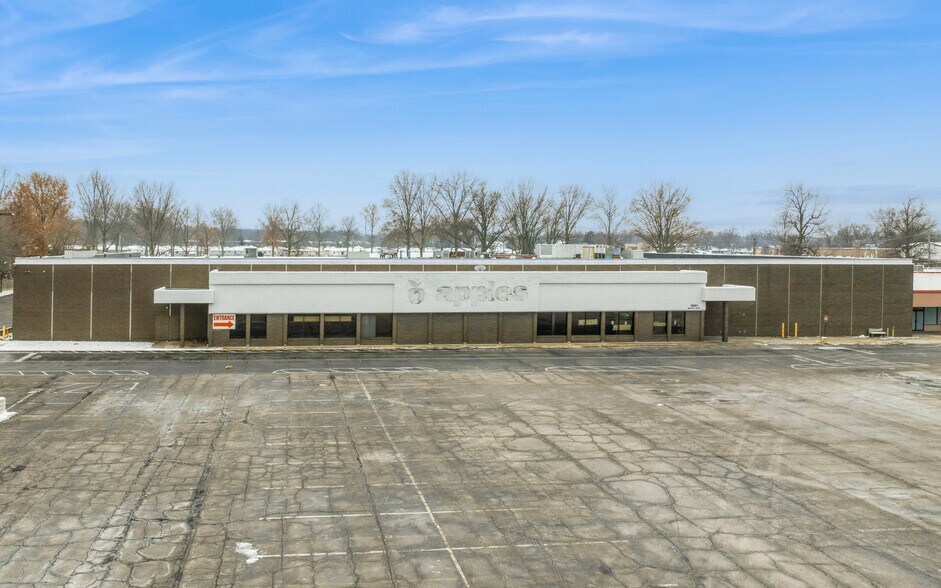 More Photos Of 3311 Oberlin Ave, Lorain Unknown For Lease