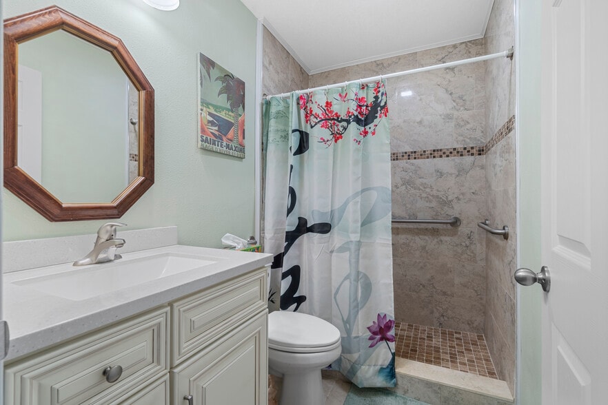 More Photos Of 207 W Wheeler Rd, Seffner Assisted Living For Sale