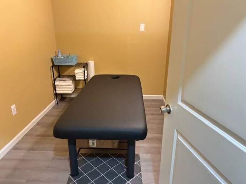 More Photos Of 1460-1462 Nepperhan Ave, Yonkers Storefront Retail Residential For Lease