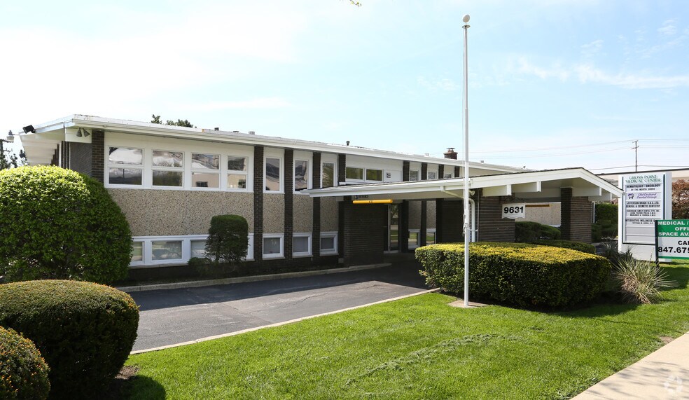 More Photos Of 9631 Gross Point Rd, Skokie Medical For Sale