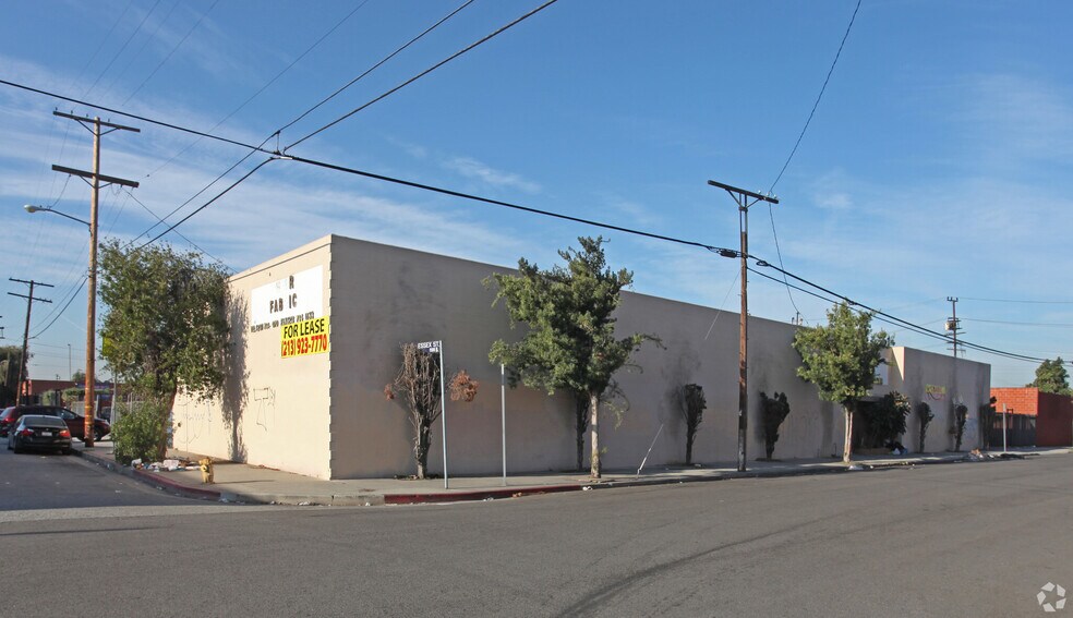 More Photos Of 1120 E 14th Pl, Los Angeles Warehouse For Sale