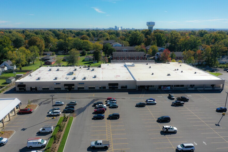 More Photos Of 2612 Charlestown Rd, New Albany Unknown For Lease