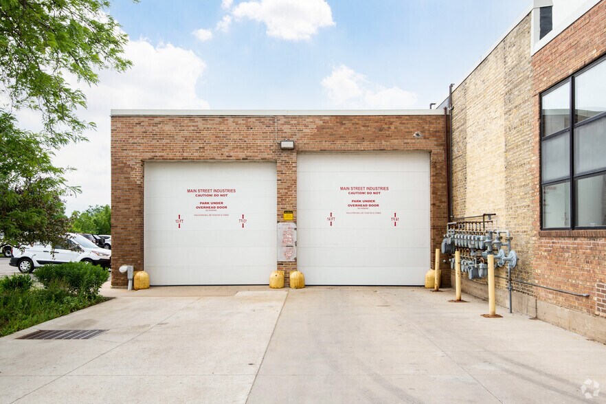 More Photos Of 931 E Main St, Madison Manufacturing For Lease