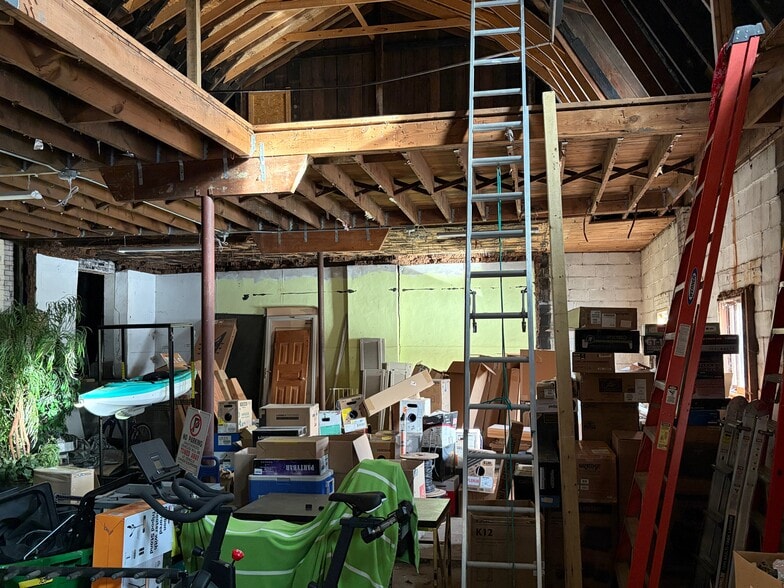 More Photos Of 112 Mill St, Linden Warehouse For Sale
