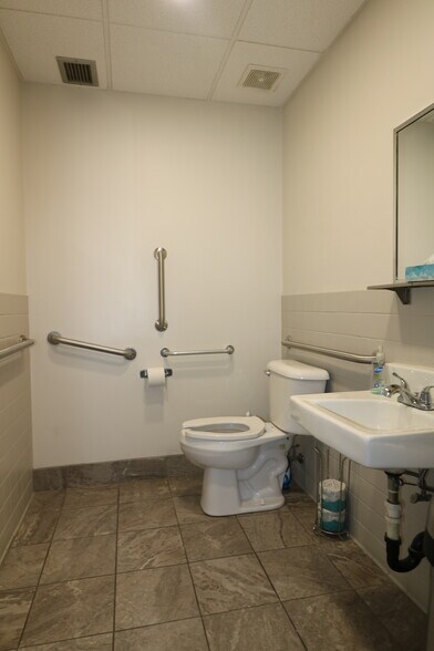 More Photos Of 5433 State Route 113, Bellevue Medical For Sale