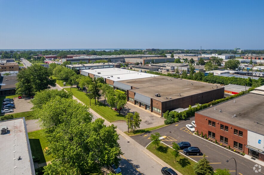 More Photos Of 5000 St Fairway, Montréal Warehouse For Lease