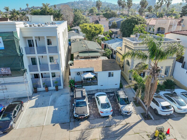 Primary Photo Of 7421-25 La Jolla blvd, La Jolla Multifamily For Sale