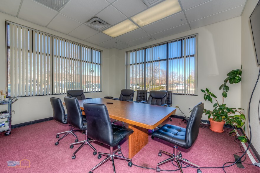 More Photos Of 1376 Miners Dr, Lafayette Research And Development For Lease