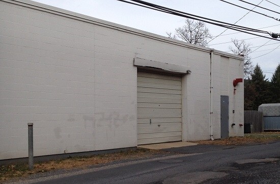 Primary Photo Of 201 E Strawberry Ave, Mechanicsburg Warehouse For Sale