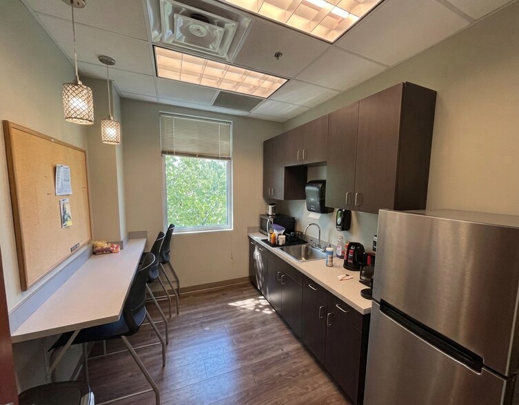 More Photos Of 7067 Veterans Pky, Pell City Medical For Lease