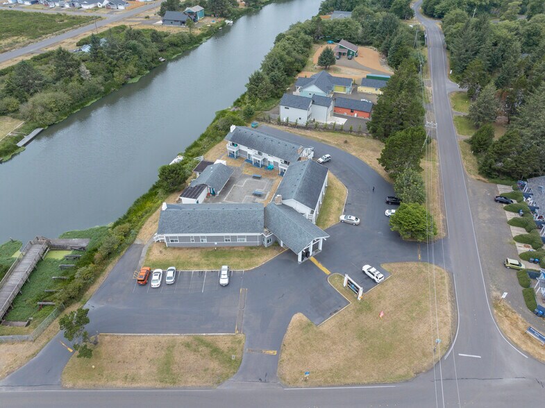 More Photos Of 1031 Discovery Ave SE, Ocean Shores Apartments For Sale