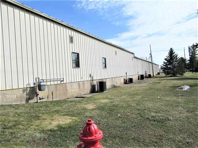 More Photos Of 401 W 9th St, Tipton Light Distribution For Sale