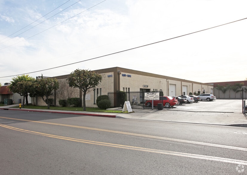 More Photos Of 14910-14914 E Nelson Ave, City Of Industry Warehouse For Lease