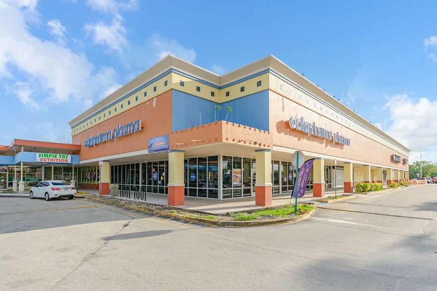 More Photos Of 4500-4698 NW 183rd St, Miami Gardens Storefront For Lease