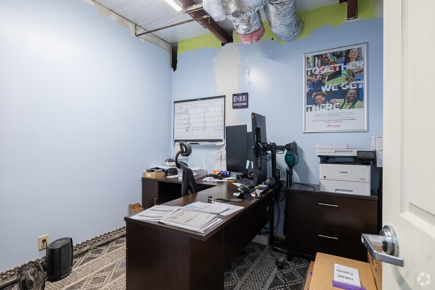 More Photos Of 3920 Ogeechee Rd, Savannah Service For Sale