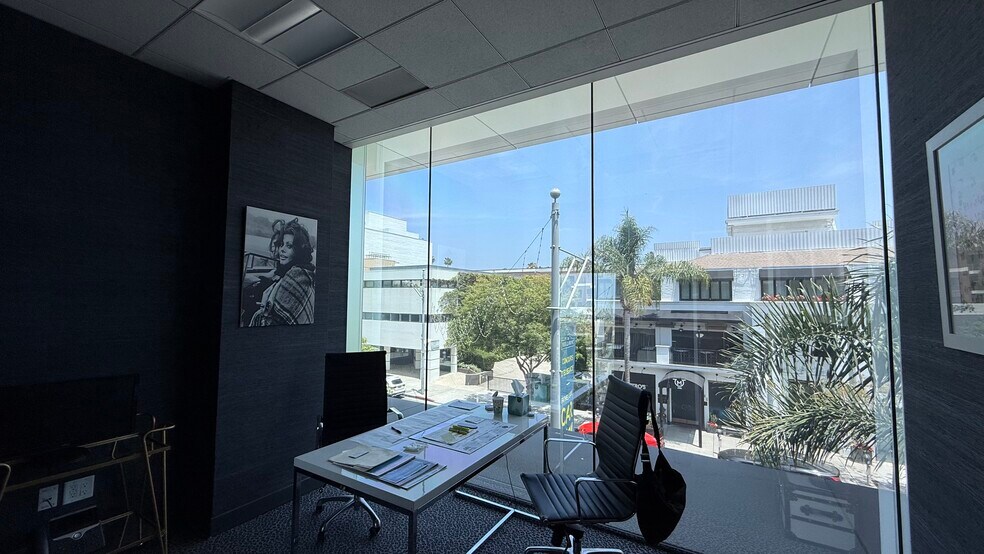More Photos Of 243 N Canon Dr, Beverly Hills Office For Lease