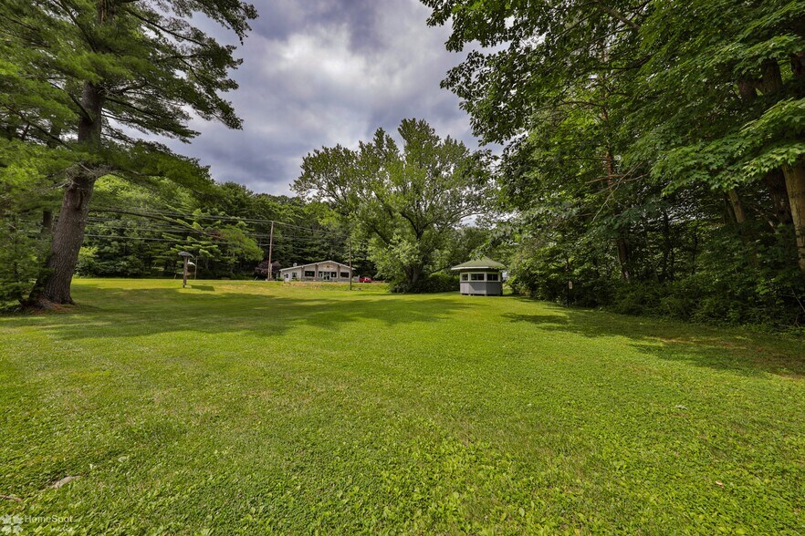 More Photos Of 2468 Route 390, Canadensis Hospitality For Sale