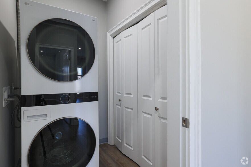 More Photos Of 3 Meeting House Rd, Chelmsford Apartments For Lease