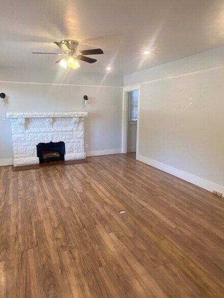 More Photos Of 2606 N Ventura Ave, Ventura Office For Lease