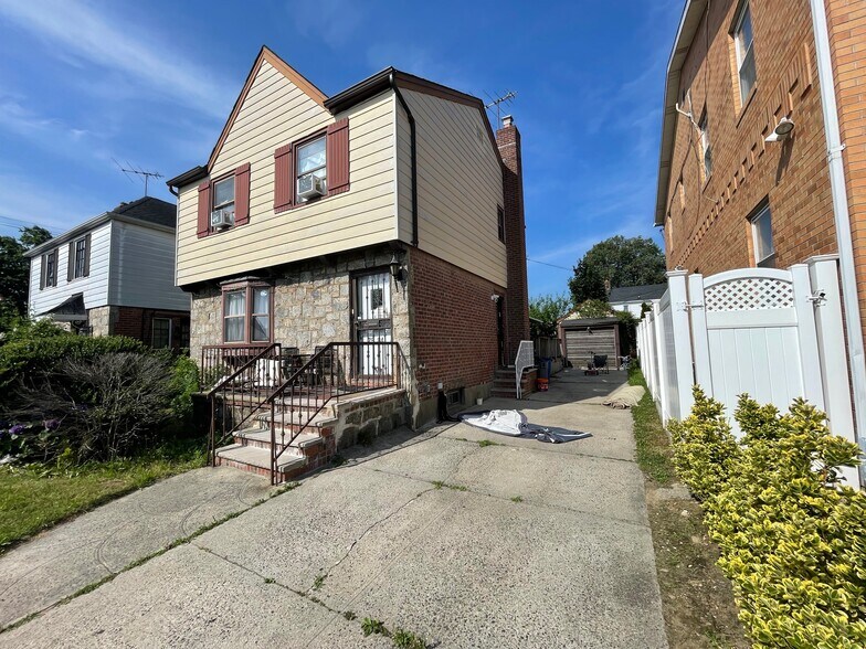 More Photos Of 75-84 180 St, Fresh Meadows Land For Sale