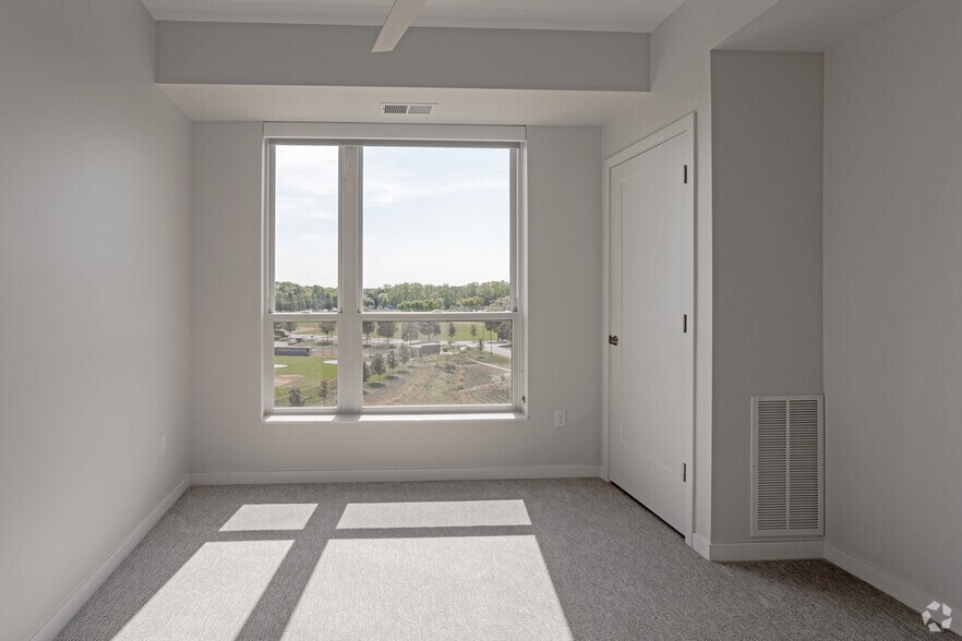 More Photos Of 8594 Excelsior Blvd, Hopkins Apartments For Lease
