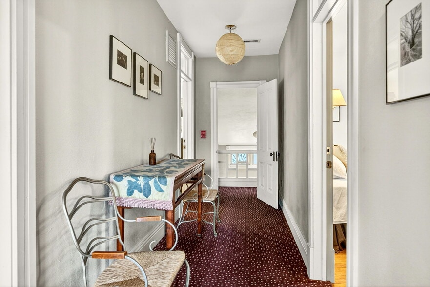 More Photos Of 668 N Main St, Ashland Hospitality For Sale