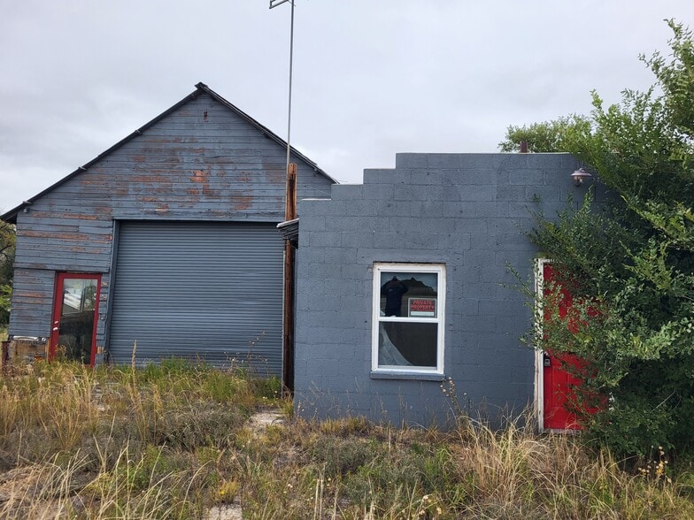 Primary Photo Of 37131 US-24 Hwy, Matheson Flex For Sale