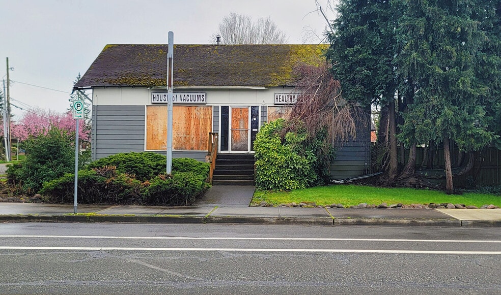 More Photos Of 504 W Main St, Auburn Land For Sale