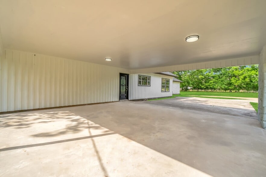 More Photos Of 10308 Ehlers Rd, Conroe Land For Sale