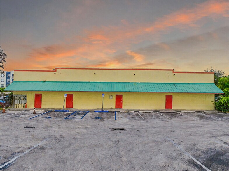 Primary Photo Of 27330 S Dixie Hwy, Homestead Storefront Retail Office For Sale